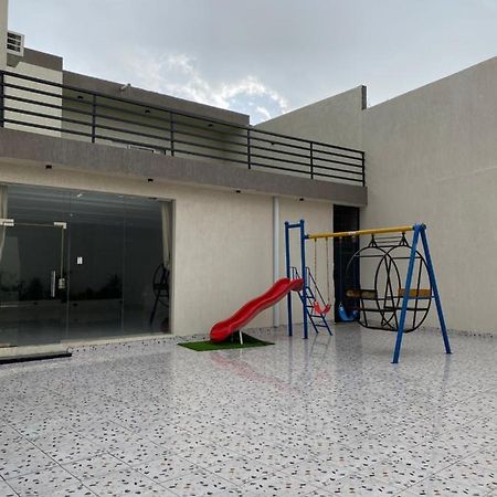 הוילה Ash Shafā فيلا هابي نايت מראה חיצוני תמונה